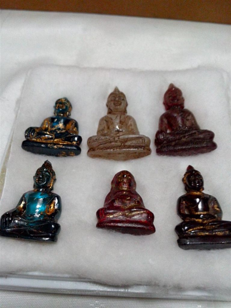 พระแก้วหลากสี 1 