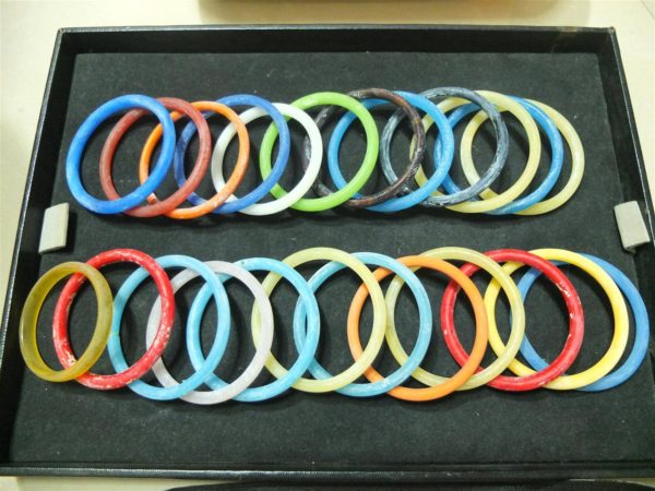 กำไลข้อมือผู้หญิง